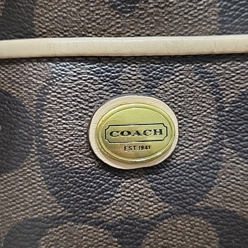 Coach Peyton Jordan Double Zip Carryall | Signature Monogram | F26187